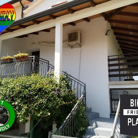 Petrovija Happy Home מראה חיצוני תמונה