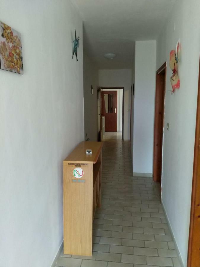 Petrovija Happy Home מראה חיצוני תמונה